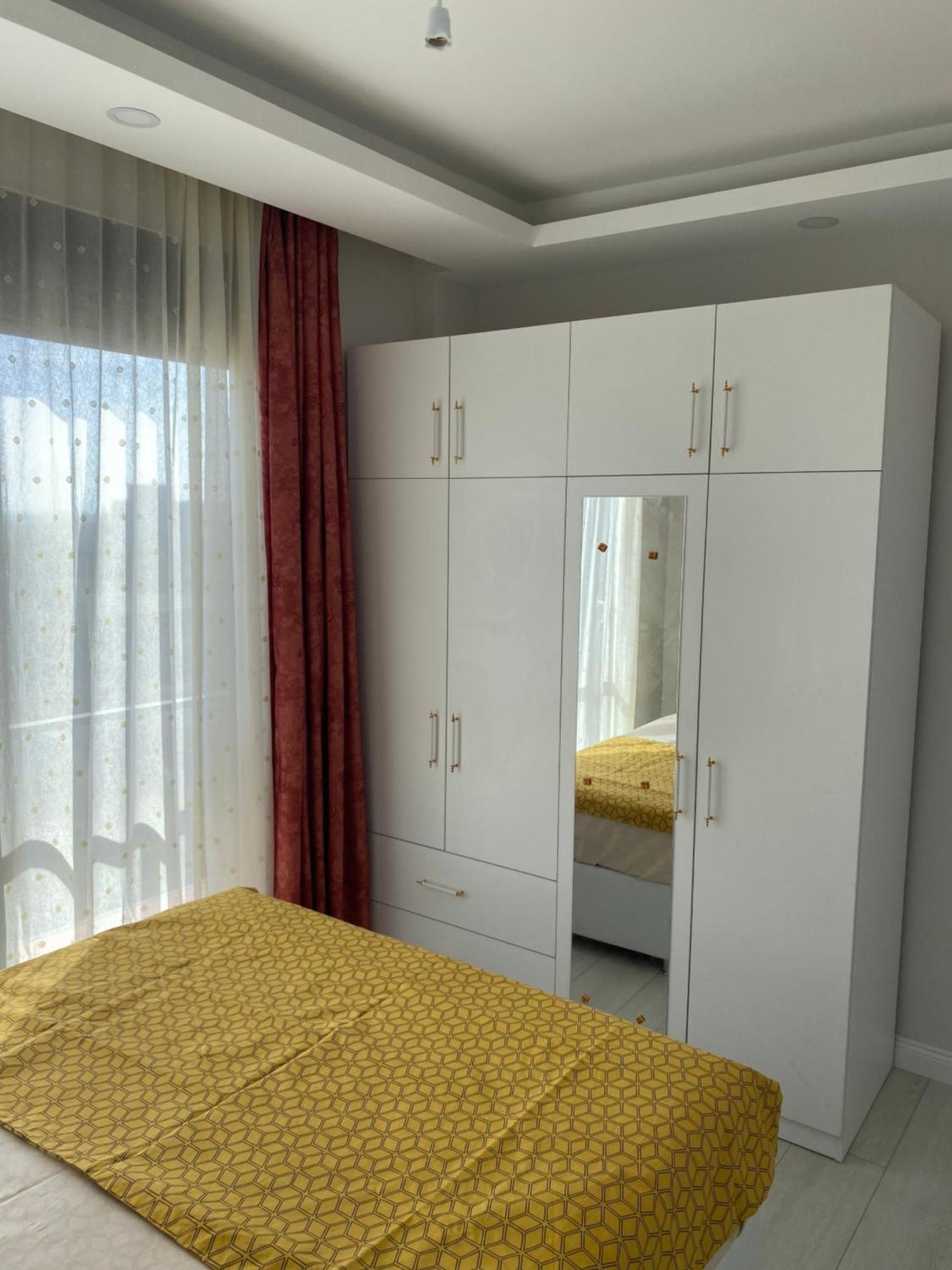 Havalimanina Yakin Havuzlu 1+1 Lux Daire *